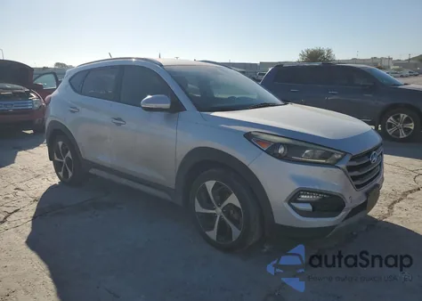2017 Hyundai Tucson Limited из США, поврежденный, VIN KM8J33A25HU493669
